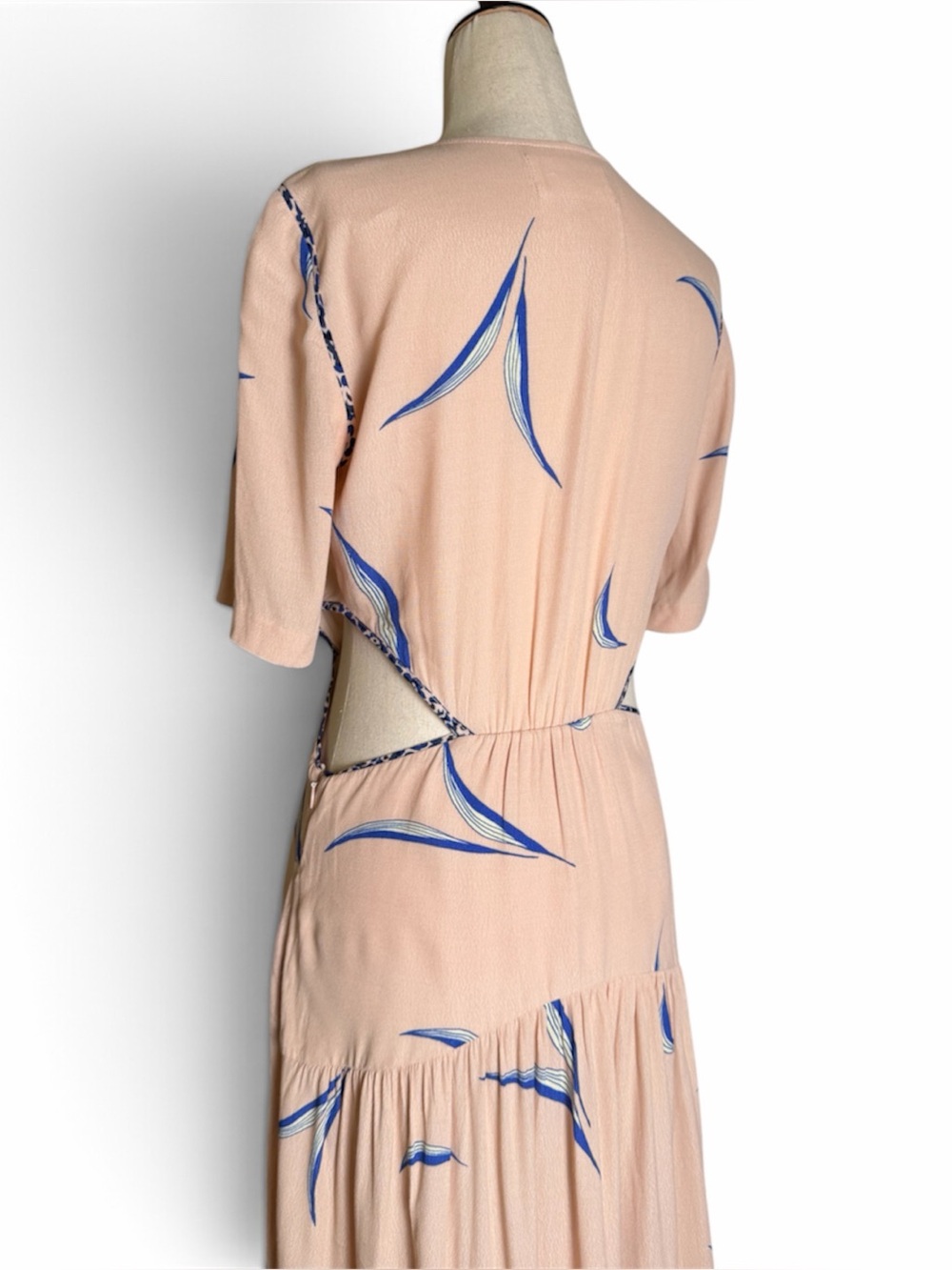 ba&sh Tiana Cutout Leaf Print Maxi Dress In Nude US size 6 - Picture 7 of 10